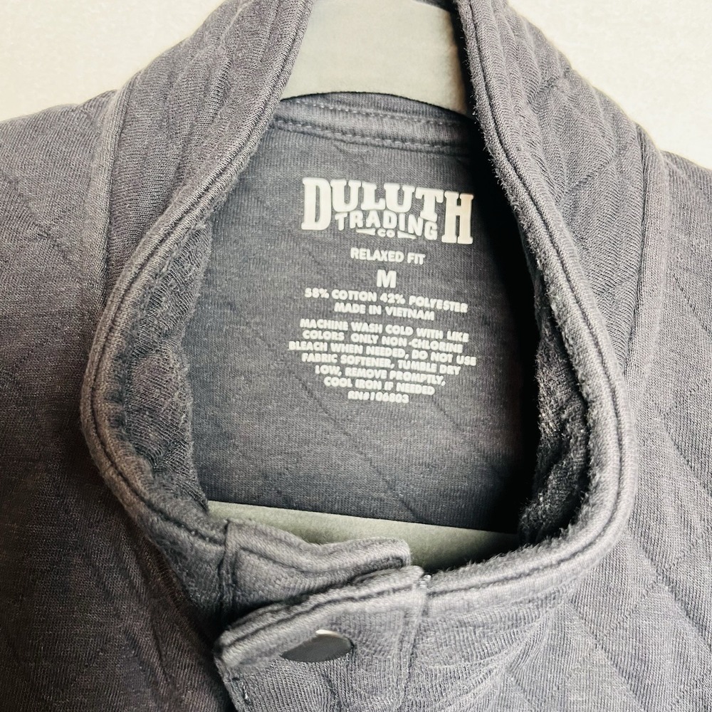 Duluth Trading Quilted Mens Md. Blue Crew Neck Button Jacket Work Outdoor Soft - Picture 2 of 9
